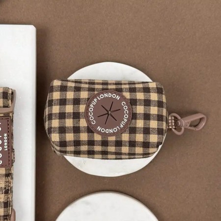 Porte-sacs à crottes à carreaux